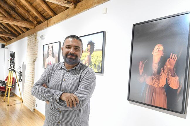 Juan Molina Estudio Creativo - juan-molina-exposicion-r-3.jpg